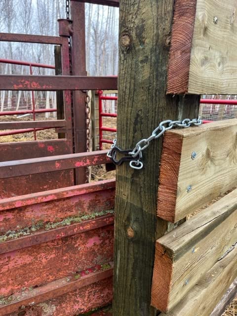 Universal Quick-Link Chain for Farm Backyard Fencing